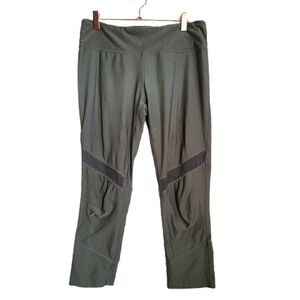 Mondetta Leggings M Medium Olive Crop Capri